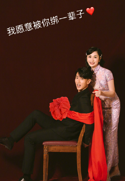 唐装婚纱照三大要点，唐装婚纱照三大要点是什么（复古、唐装风格百变）