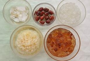 图片[4]-【桃胶银耳羹】做法步骤图 滋阴润燥抗氧化 越吃越水灵！-起舞食谱网