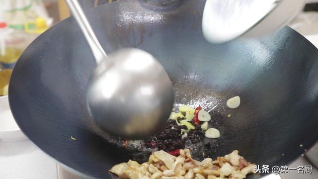 农家小炒肉的做法，大厨教你正确做法
