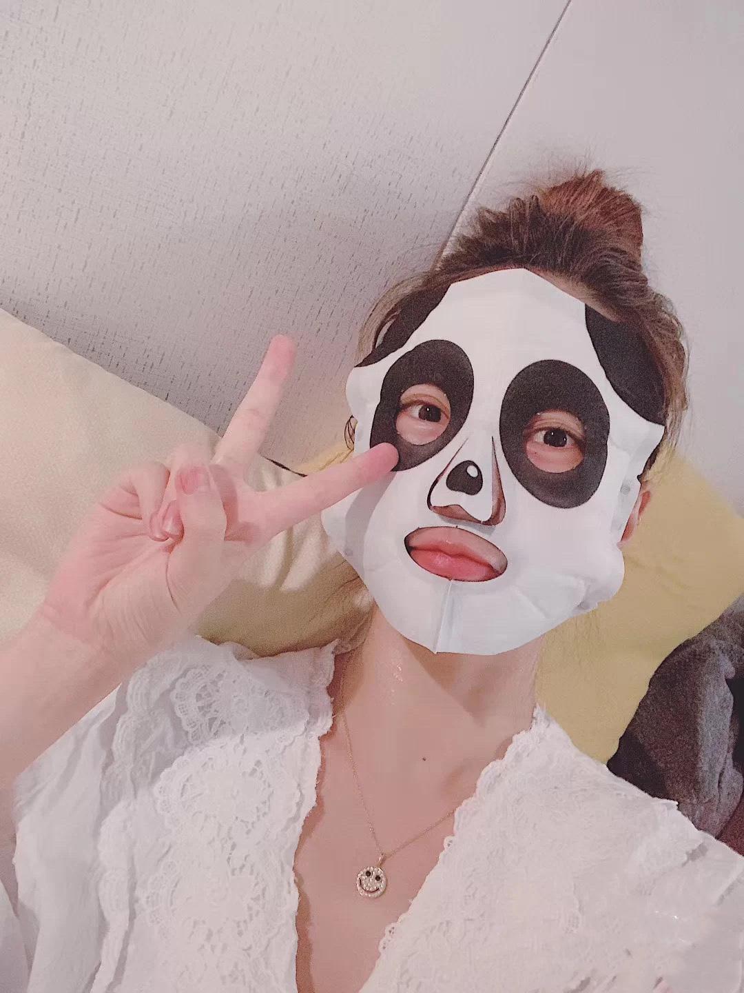 敷面膜图片(女人敷面膜的搞笑图片)