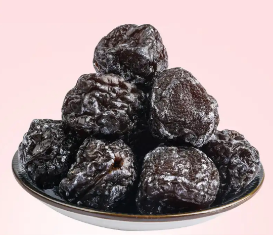 天山乌梅的功效与作用，乌梅对肝病有什么功效（这3款新疆特产零食）