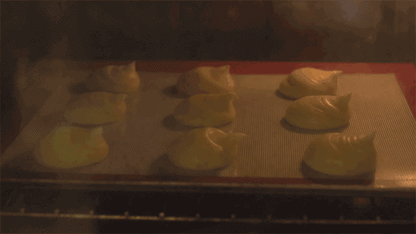 泡芙皮的做法是什么，酥皮泡芙的做法（想做出酥脆的泡芙）