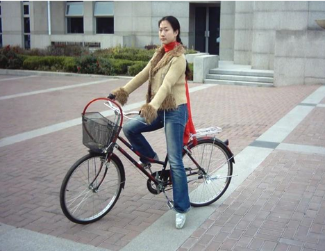 从“网红鼻祖”到“上亿女总裁”，芙蓉姐姐是如何逆天改命的？