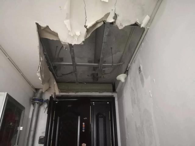 对付楼上漏水无赖的最好办法，楼上漏水楼下处理绝招（若对方不配合）