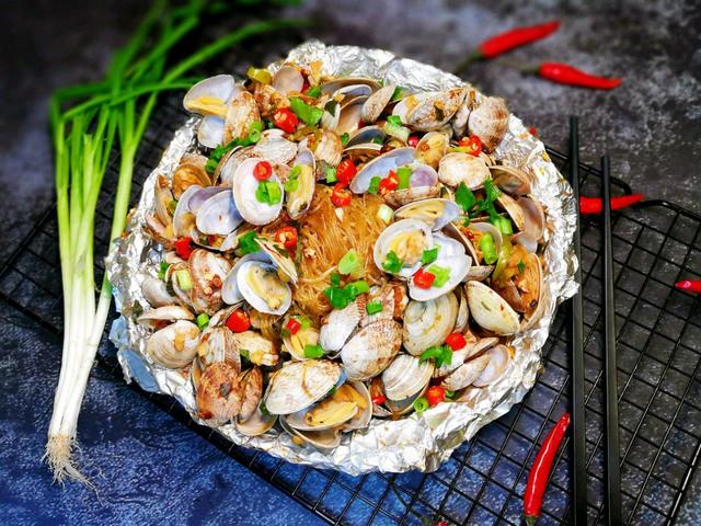 花甲粉是什么粉做的，做花甲粉的粉是什么粉（营养美汤与花甲结合）