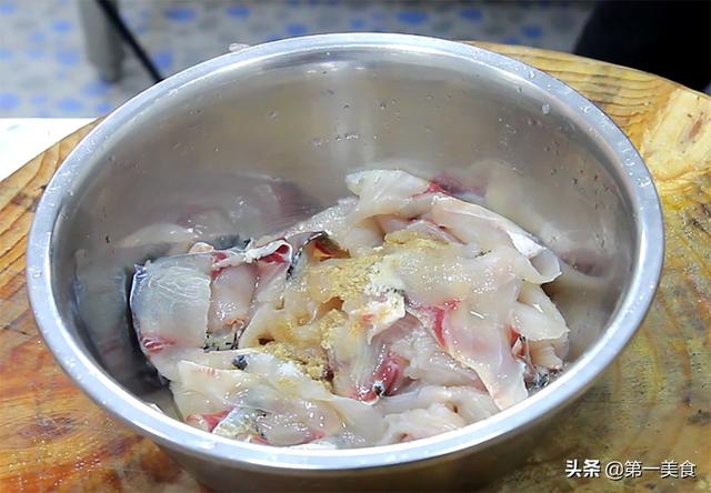 正宗重庆麻辣鱼的做法，麻辣鱼怎样做又嫩又好吃（麻辣鱼片好吃有诀窍）