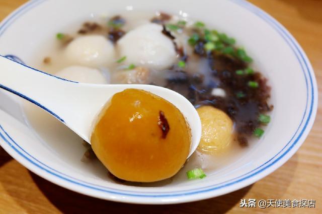 福州鱼丸怎么吃最好，用刀叉吃福州鱼丸、用砂锅吃鱼面……品尝暖暖的美食也要有仪式感