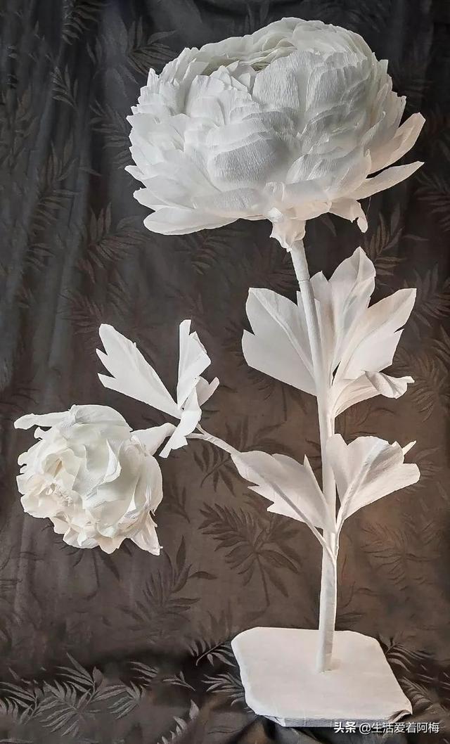 diy玫瑰花的做法，diy玫瑰花的做法简单（用纸藤DIY了一束玫瑰花送自己）