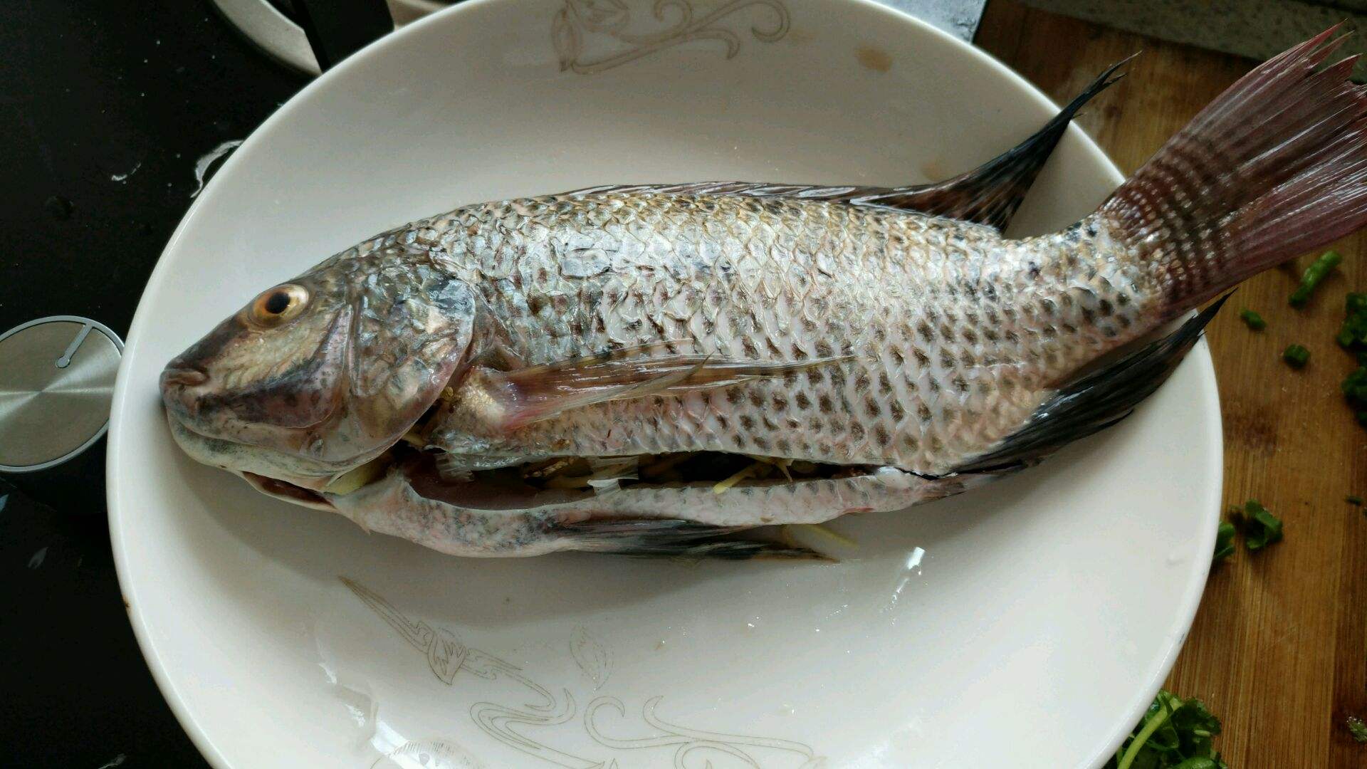 罗非鱼养殖技术与水温(带你了解罗非鱼) - 去钓鱼