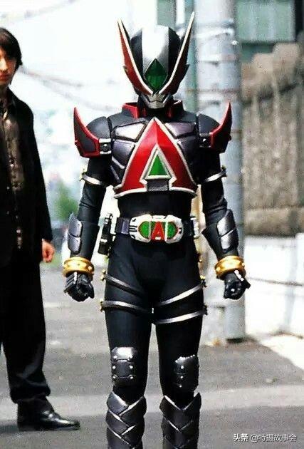 历代女性假面骑士简介