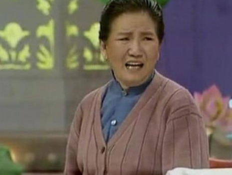 巩汉林回忆赵丽蓉离世，1999年赵丽蓉被肺癌折磨的痛不欲生