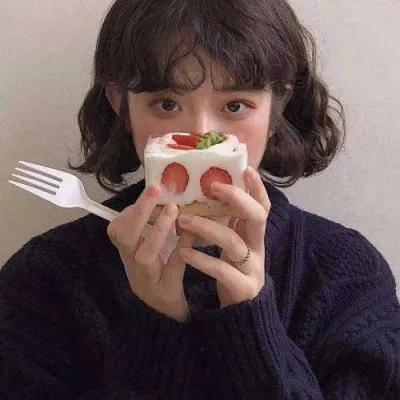 真人女头，微信头像，真人女头（我望着月亮）