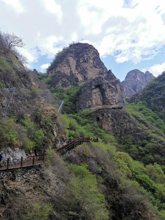 十渡一日游团购，北京周边自驾游秋天（<孤山寨和东湖港指南>）