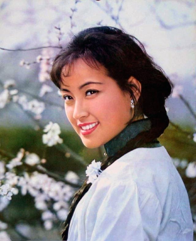 刘晓庆年龄到底有多大，反正这回没再演少女