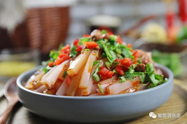 榴莲可以跟葡萄酒一起吃吗，榴莲和葡萄酒一起吃的后果（这8种食物居然不能跟葡萄酒一起吃）