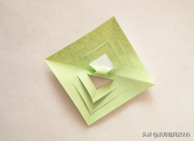 雪花窗花怎么剪，怎么剪窗花 雪花（带孩子做一个立体雪花）