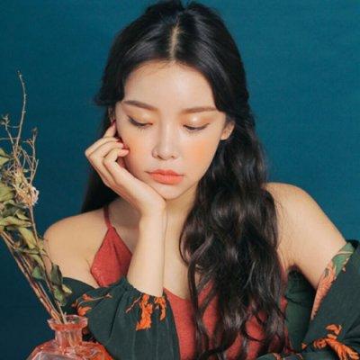 清纯  女生头像微信，清纯  女生头像（最火爆微信头像女生清纯可爱大全）