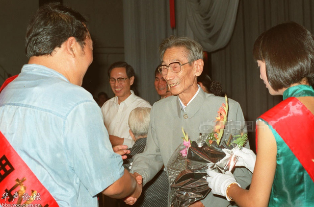 石富宽辈分怎么这么高，石富宽是什么辈（德云社公布2020版家谱）