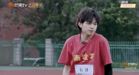 梅溪湖女孩什么梗，梅溪湖女孩是什么梗（9.3分的《声入人心》成最大追星骗局）