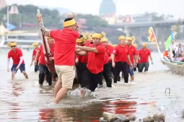 景颇族的传统节日，景颇族的节日（盘点那些年云南少数民族的特色节日）