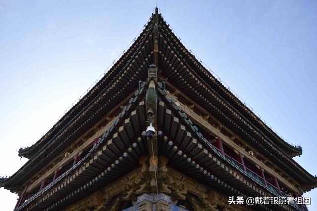 全国最高的钟楼，是中国现存形制最大、保存最完整的一座