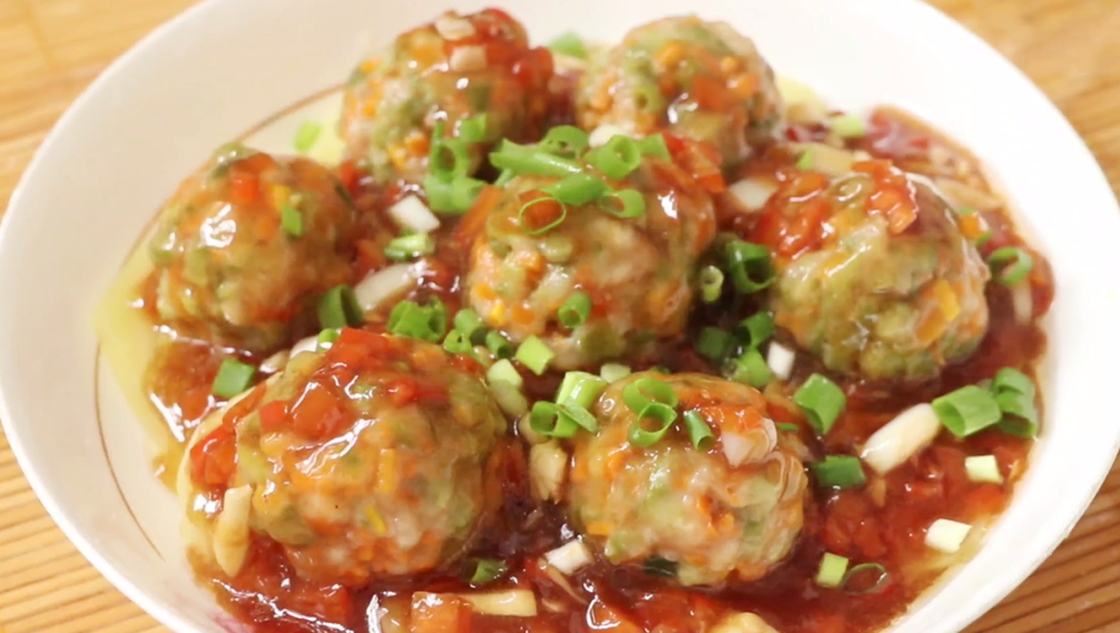 【苦瓜土豆丸子】做法步驟圖 好吃解饞 常吃身體好-起舞食譜網