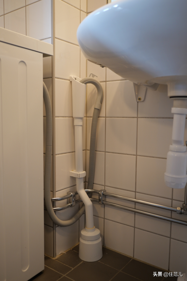 家装瓷砖美缝价格怎么收费 深圳100平美缝包工包料大概多少钱，家装瓷砖美缝价格怎么收费（其实400就能搞定）