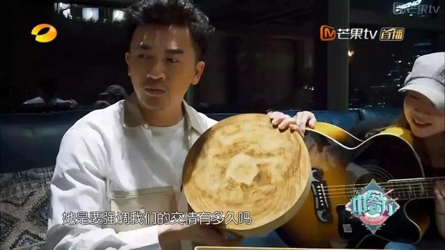 苏有朋对赵薇是真爱！连续8年为她庆生，曾说赵薇永远是心中女神