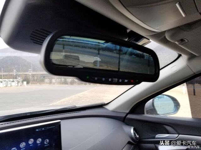 一条竖杠是什么车，一条竖线是什么车（即将破万，哑光灰WEY）