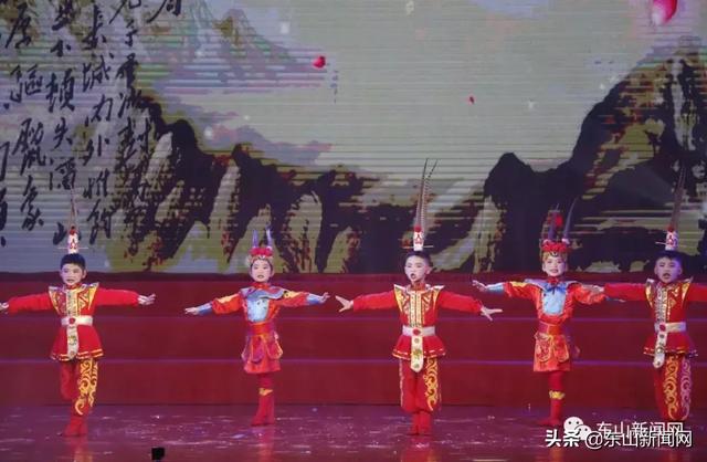 南京东山小学童话节，漳州市东山县2019年新春幼儿文艺大展演