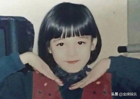 Angelababy ★杨颖套图3套，angelababy是谁（2021年微博之夜红毯走秀）