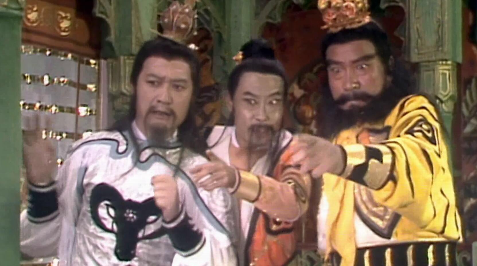 本来师兄弟三人在车迟国混的人模狗样,可惜偏偏要