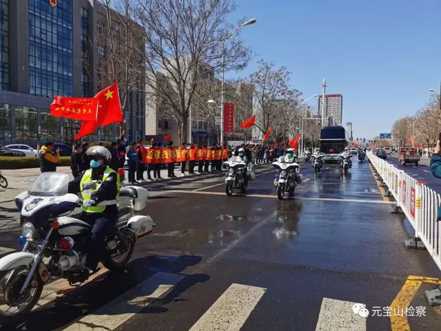 狂野西部第8天困难平民过法，植物大战僵尸2狂野西部第八关困难（今年，清明节的N种选择）