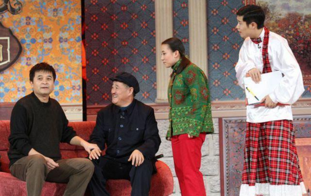 小沈阳所有歌曲，小沈阳蒙面唱将猜猜猜歌曲（走到今天该怪谁呢）