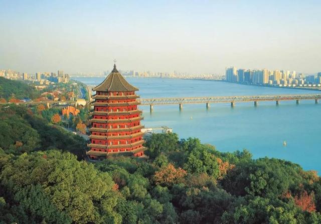 杭州西湖文化景观，西湖必去的十大景点介绍（西湖三十景，最新绝美大片亮相）