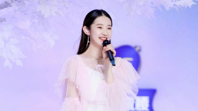 女人眼睛小代表什么，眼睛非常小的女人（眼睛小也好看的人）