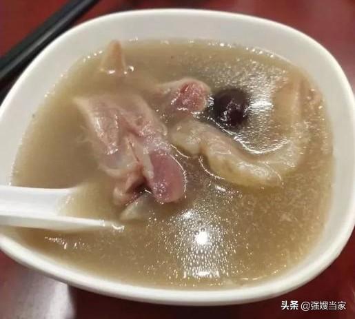 猪脑怎么炖汤好喝，猪脑花怎么炖才好吃（常喝“天然DHA汤”）