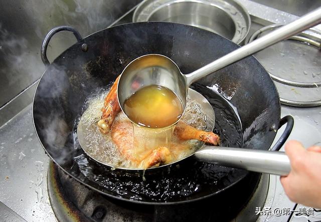 鸭子怎么做好吃，鸭蛋怎么做好吃又营养丰富（厨师长教你一招）