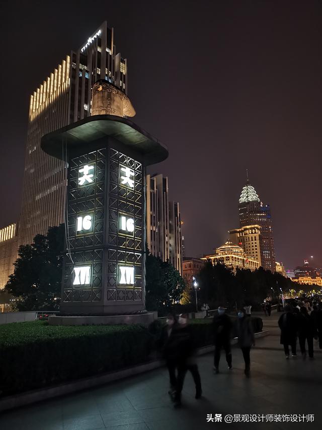 上海外滩夜景图片，外滩夜景美丽迷人让人流连忘返（上海市外滩夜景）