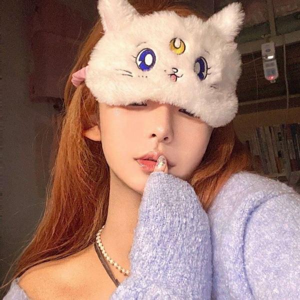 彩色头发妹妹可爱时尚，微信头像，彩色头发妹妹可爱时尚（看完图片我想染个彩虹头）