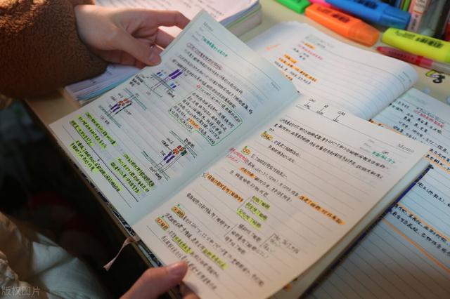 学霸的学习方法，学霸学习的正确方法（一年时间从倒数第一逆袭成年级前十）