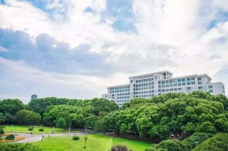 地质大学江城学院（文理兼收）