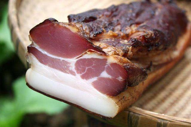 火腿和腊肉的区别，金华火腿和腊肉一样吗（最受欢迎的4种“腊肉”）