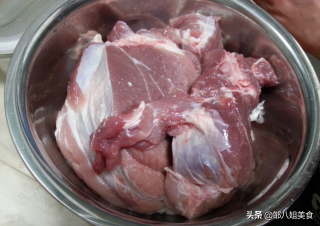 广式甜香肠配方，广式甜香肠的做法与配料（分享广式香肠的配方和做法）