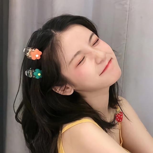 女生真人版头像，真人女生头像微信（一些甜美又有仙气的真人女生头像）