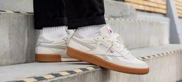 什么叫生胶鞋底，什么叫生胶鞋底胶（只要是钟情复古的）