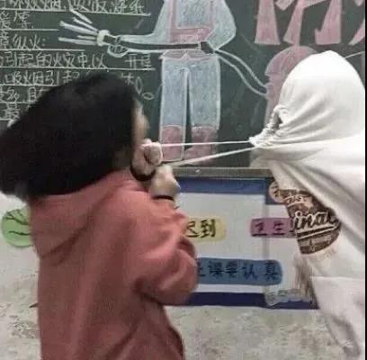 100组沙雕情侣头像，沙雕图片情侣头像（令人眼前一亮的发圈文案）