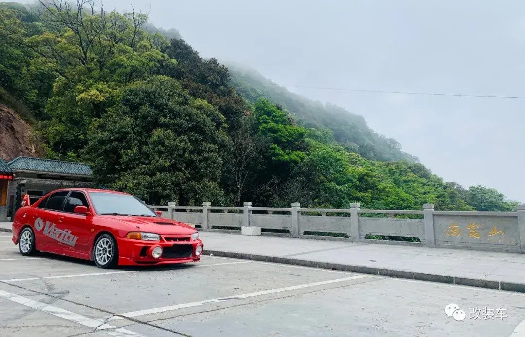 三菱evo4(三菱evo停产原因)