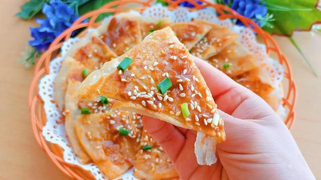 自制手抓饼皮的做法，自制手抓饼皮的做法简单（做成手抓饼或酱香饼）