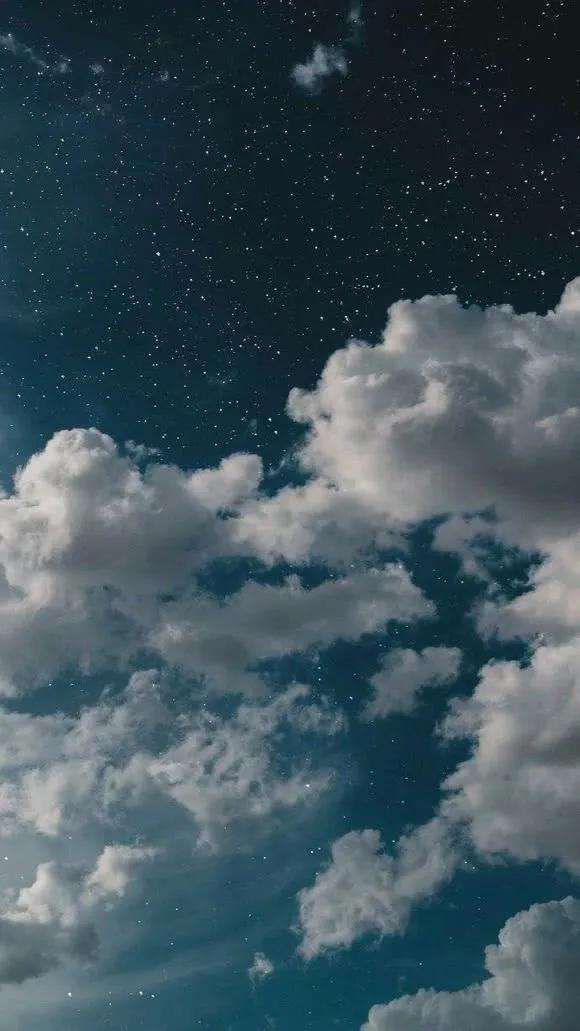 高清动漫壁纸：仰望星空.，高清动漫壁纸竖屏（仰望星空、大海和你的回忆图片）